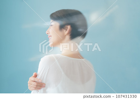 思考女性的個人資料 107431330