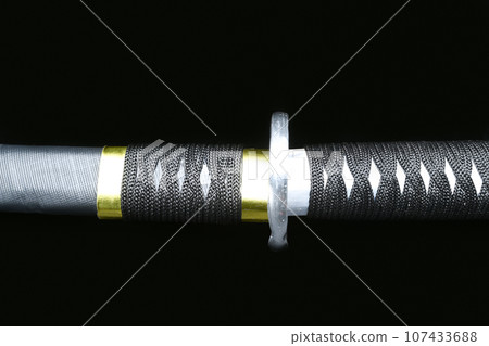 Katana (Japanese sword) Katana (Japanese sword) 107433688