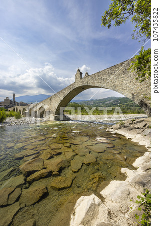 Gobbo Bridge also Devil Bridge or Ponte del Diavolo or Ponte Gobbo in Bobbio, Piacenza province, Trebbia Valley, Emilia Romagna, Italy 107435822