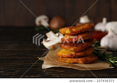 Lunch tasty food concept - delicious hash browns 107436353
