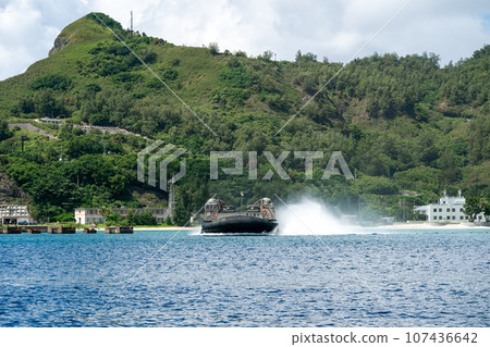 小笠原父島氣墊船 LCAC-2101 氣墊船 小笠原父島氣墊船 LCAC-2101 氣墊船 107436642