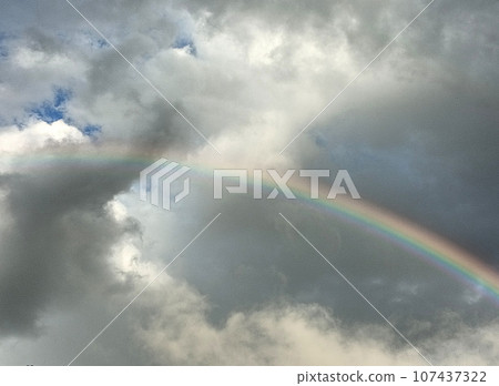 Colorful arch in the sky 107437322