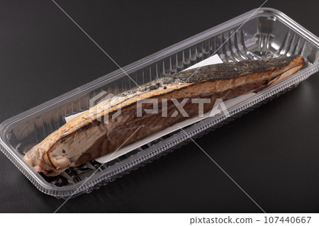 Charcoal grilled bonito for seared sashimi Charcoal grilled bonito for seared sashimi 107440667