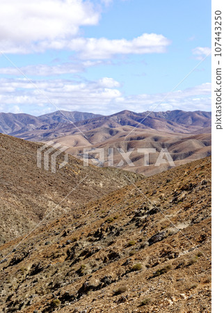 View from the Mirador Astronomico de Sicasumbre, Fuerteventura, Spain 107443250