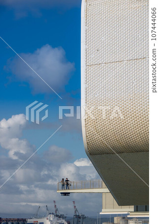 Botin centre at Santander, contemporary architecture by Renzo Piano Botin centre at Santander, contemporary architecture by Renzo Piano 107444066