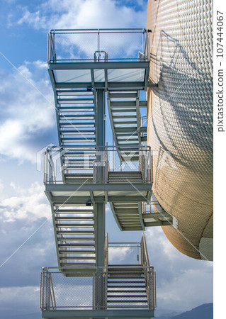 Botin centre at Santander, contemporary architecture by Renzo Piano Botin centre at Santander, contemporary architecture by Renzo Piano 107444067