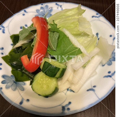 自製質樸沙拉 107446608