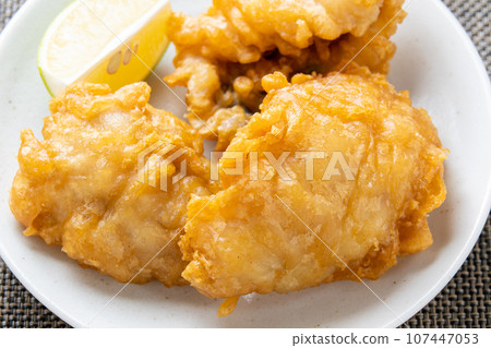Fried hamo. 107447053