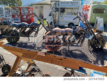 Tinplate bike 107447083