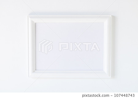 Background material: white border, blank photo frame alone 107448743