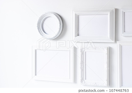 Background material/white border, blank photo frame multiple layouts Background material/white border, blank photo frame multiple layouts 107448763