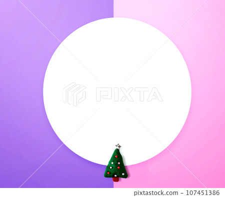 Christmas cushion tree overhead view 107451386