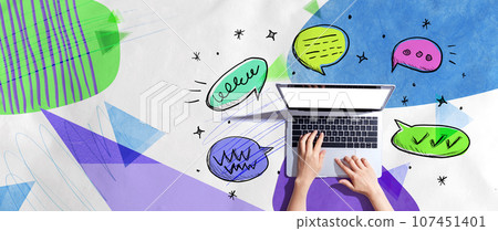 Speech bubbles and a laptop 107451401