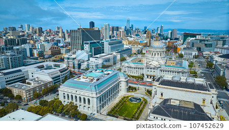 San Francisco aerial view of city and city hall and memorial court San Francisco aerial view of city and city hall and memorial court 107452629