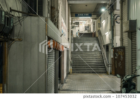 Hankyu Nakatsu Station has an appearance that makes you feel like you have traveled back in time to the Showa era. 107453032