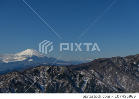 從大山山頂看富士山 從大山山頂看富士山 107456969