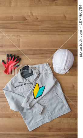 Beginner mark|Work clothes and helmet - Welcome image for inexperienced people Beginner mark|Work clothes and helmet - Welcome image for inexperienced people 107460794