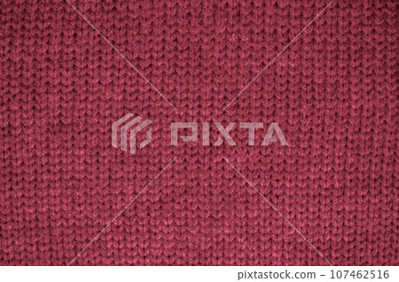 Organic knitting material with macro woven threads. 107462516