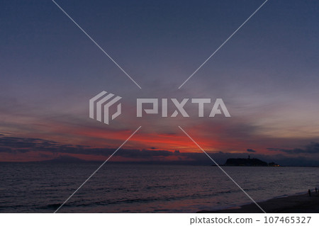秋季湘南夕陽自然風光 107465327