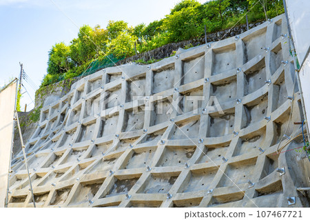 Law frame work under construction in Kyoto City - Countermeasures for steep slopes Law frame work under construction in Kyoto City - Countermeasures for steep slopes 107467721