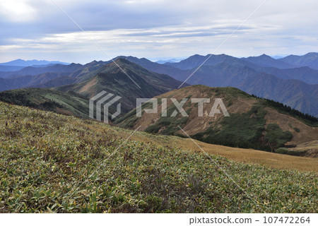 Makikiyama, mountain climbing, Niigata Prefecture Makikiyama, mountain climbing, Niigata Prefecture 107472264