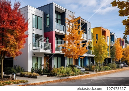 The houses are in a row. The onset of autumn. Autumn landscape 107472837