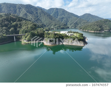 岐阜縣德山水庫風景，無人機空拍 107474357