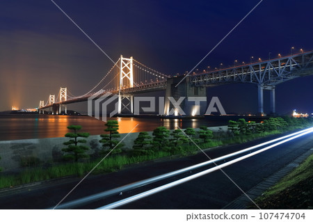 [香川縣]從瀨戶大橋紀念公園看到的“瀨戶大橋”夜景（點亮） 107474704