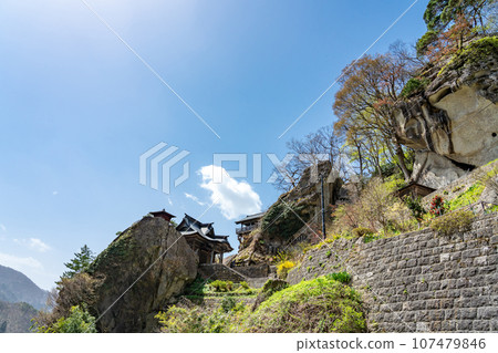 山形縣山形市:立石寺(俗稱山寺)的能京堂、五大道、開山堂 山形縣山形市:立石寺(俗稱山寺)的能京堂、五大道、開山堂 107479846