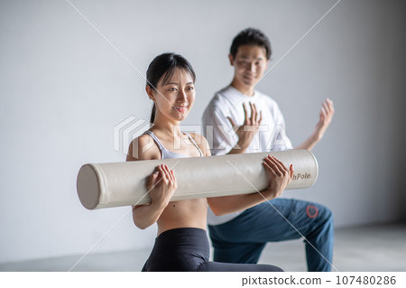 伸展運動/指導 107480286