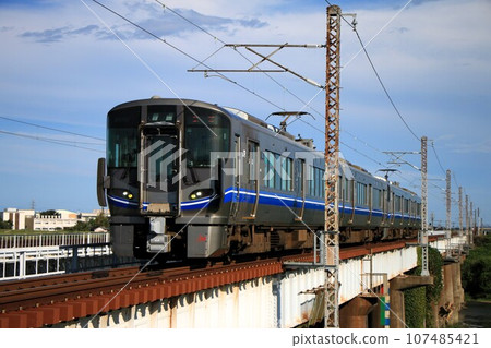 [JR西日本] 521系（北陸本線：森田～福井/九頭龍川大橋） 107485421