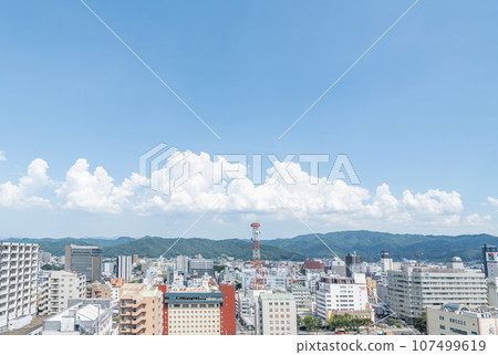 Fukushima City, Fukushima Prefecture: Cityscape of Fukushima City seen from around JR Fukushima Station (eastward) 107499619