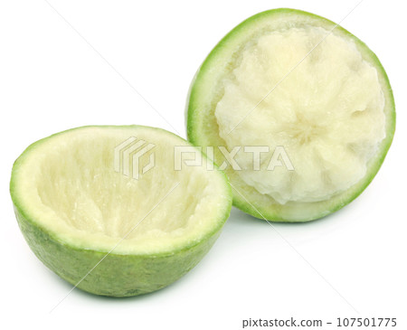 Chrysophyllum cainito or star apple 107501775