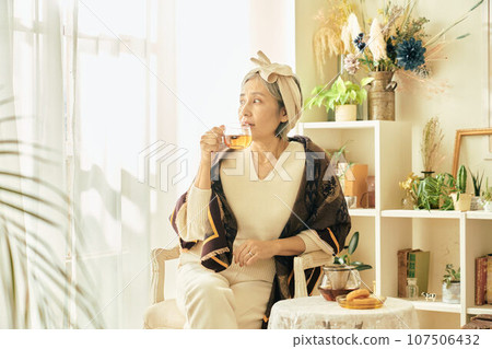 高級婦女喝茶時間 高級婦女喝茶時間 107506432