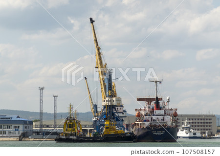Novorossiysk, Russia 08.18.2023. Port cranes, Black Sea, port, Krasnodar Territory, Novorossiys 107508157