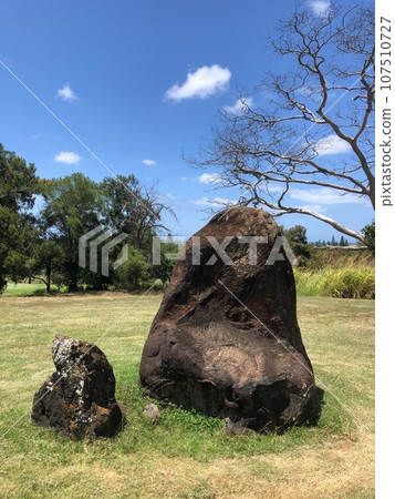 "Hawaii" Pearl Country Club, Lucky Stone "Hawaii" Pearl Country Club, Lucky Stone 107510727