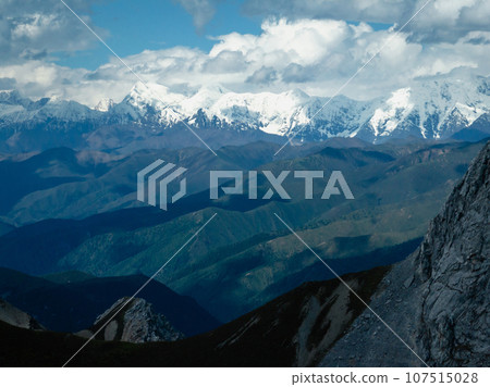 Beautiful view of high altitude mountain landscape in Sichuan,China 107515028