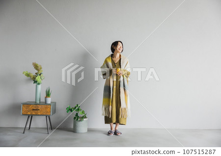 針織的中間女人 107515287