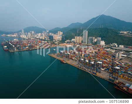 Shenzhen ,China - July 29,2022 Shenzhen ,China - July 29,2022 107516890
