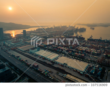 Shenzhen ,China - July 29,2022 Shenzhen ,China - July 29,2022 107516909