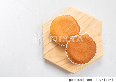 Handmade Madeleine 107517461