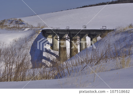 Waste wire bridge Waste wire bridge 107518682