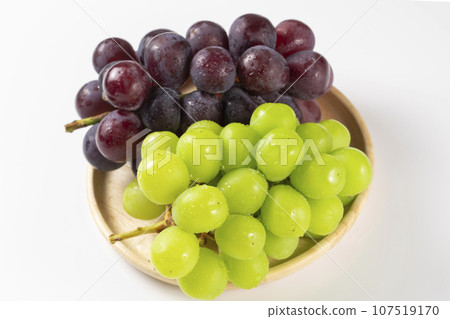 Assorted fresh grapes Shine Muscat and Pione Assorted fresh grapes Shine Muscat and Pione 107519170