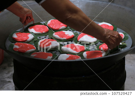 台灣傳統美食紅龜粿 107520427