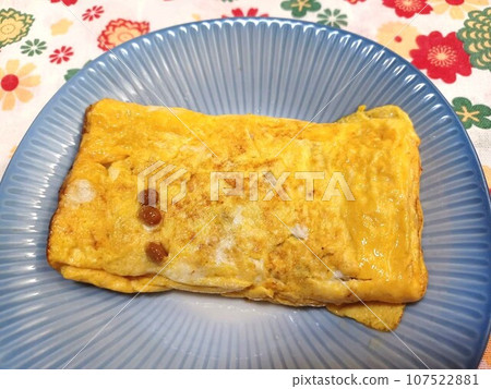 Tamagoyaki with natto Tamagoyaki with natto 107522881