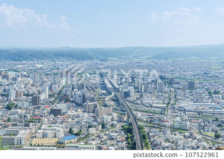 福島縣福島市 - 從山上看到的福島市街景(JR福島站週邊) 福島縣福島市 - 從山上看到的福島市街景(JR福島站週邊) 107522961