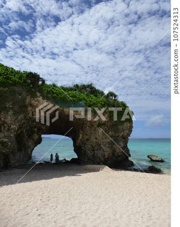 砂山海灘美麗的大海和天空 砂山海灘美麗的大海和天空 107524313