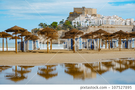old town of Peniscola from Norte beach, Spain old town of Peniscola from Norte beach, Spain 107527895