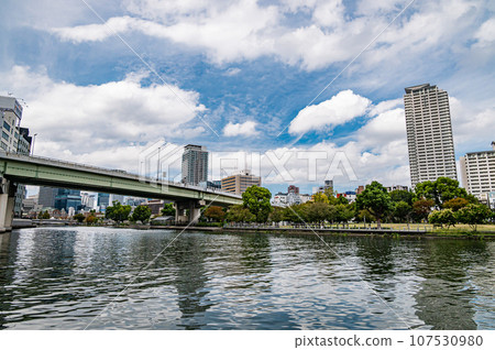 Tosabori River and Nakanoshima Park Tosabori River and Nakanoshima Park 107530980