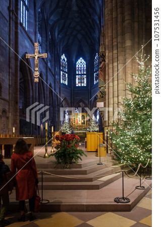 Minster in Freiburg Breisgau Germany indoor christmas scenery Minster in Freiburg Breisgau Germany indoor christmas scenery 107531456